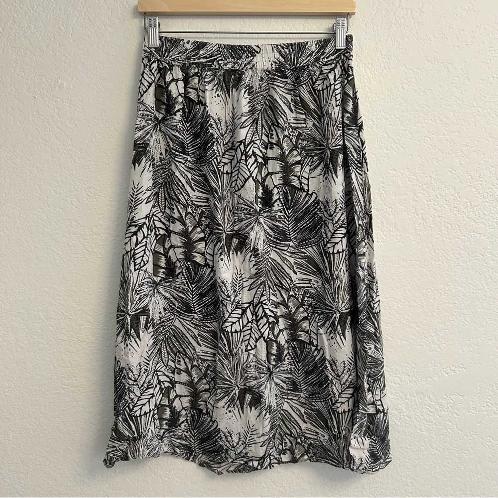 Isolde Black White Tropical Leaf Midi Skirt Elastic Waist Size M
